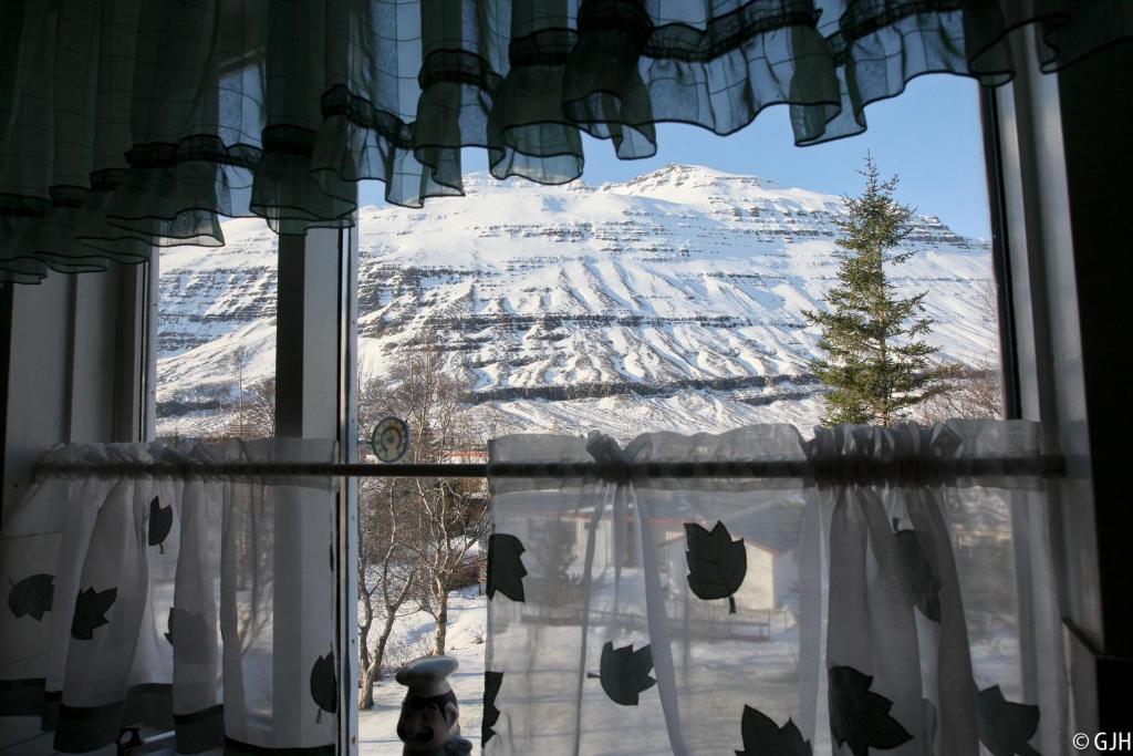 Apartment Tungata Seyðisfjörður Pokoj fotografie